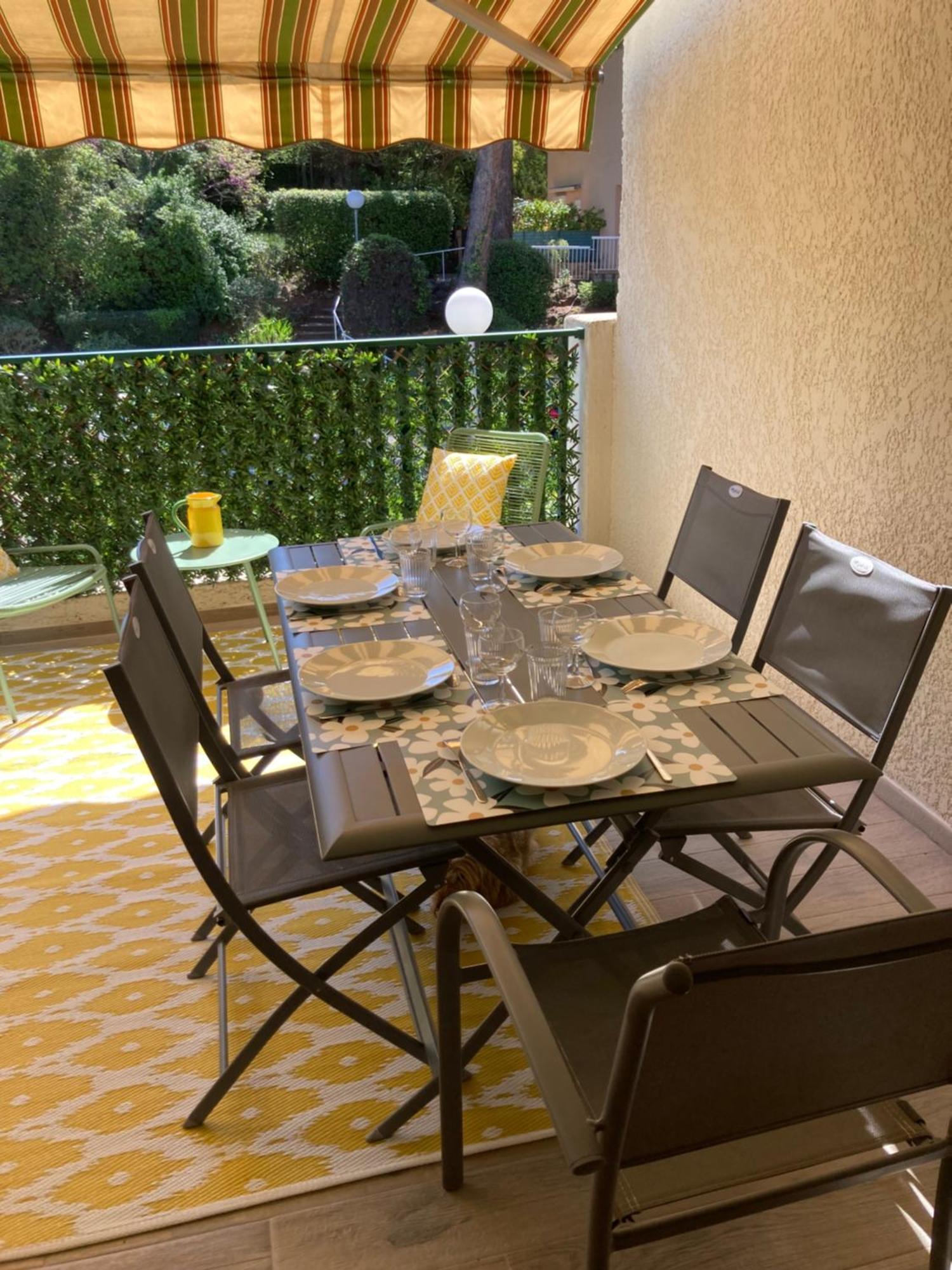 Studio 110 Grande Terrasse Proche Mer Бандоль Экстерьер фото
